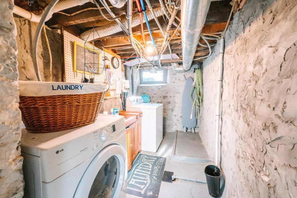 Apartment Free Parking - High Speed Internet - Yard Pittsburgh